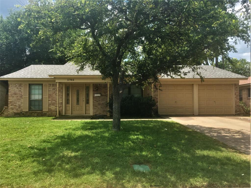 Primary Photo - 1701 Glenwick Ln