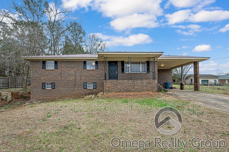 2132 Harrell Dr, Oxford, AL 36203 House for Rent in Oxford, AL