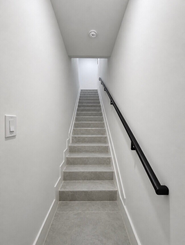Foto del edificio - 329 NW 17th Ave