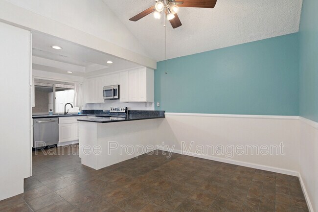 Foto del edificio - 3432 Orchard Way