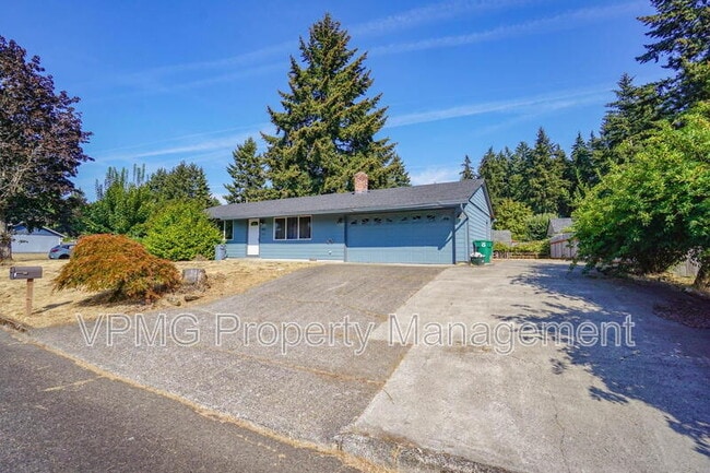 Building Photo - 3513 NE 135th Ave