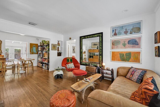Foto del edificio - 435 NE 86th St