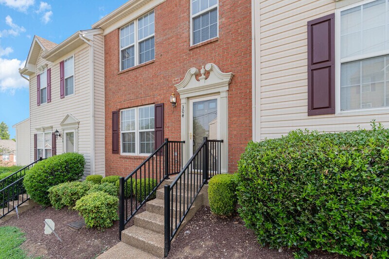 Foto principal - 5170 Hickory Hollow Pkwy