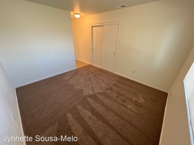 Foto del edificio - 2 br, 2 bath House - 359 G St.