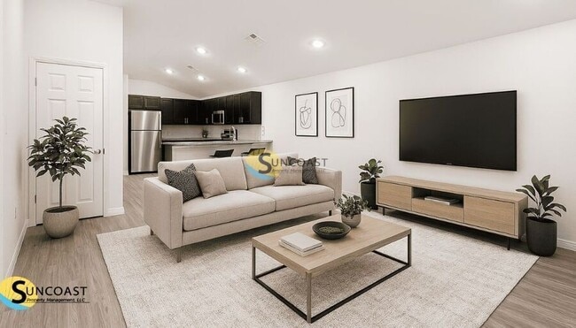 Building Photo - 121 Lomond Dr