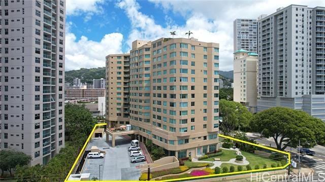 Primary Photo - 1314 Kalakaua Ave
