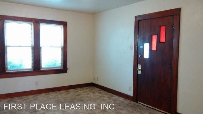 Building Photo - 1004-1006 Rencher St