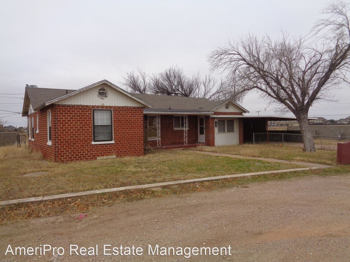 Primary Photo - 3 br, 2 bath House - 1990 E Lowden St.