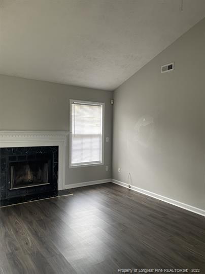 Building Photo - 1011 Gatesville Dr