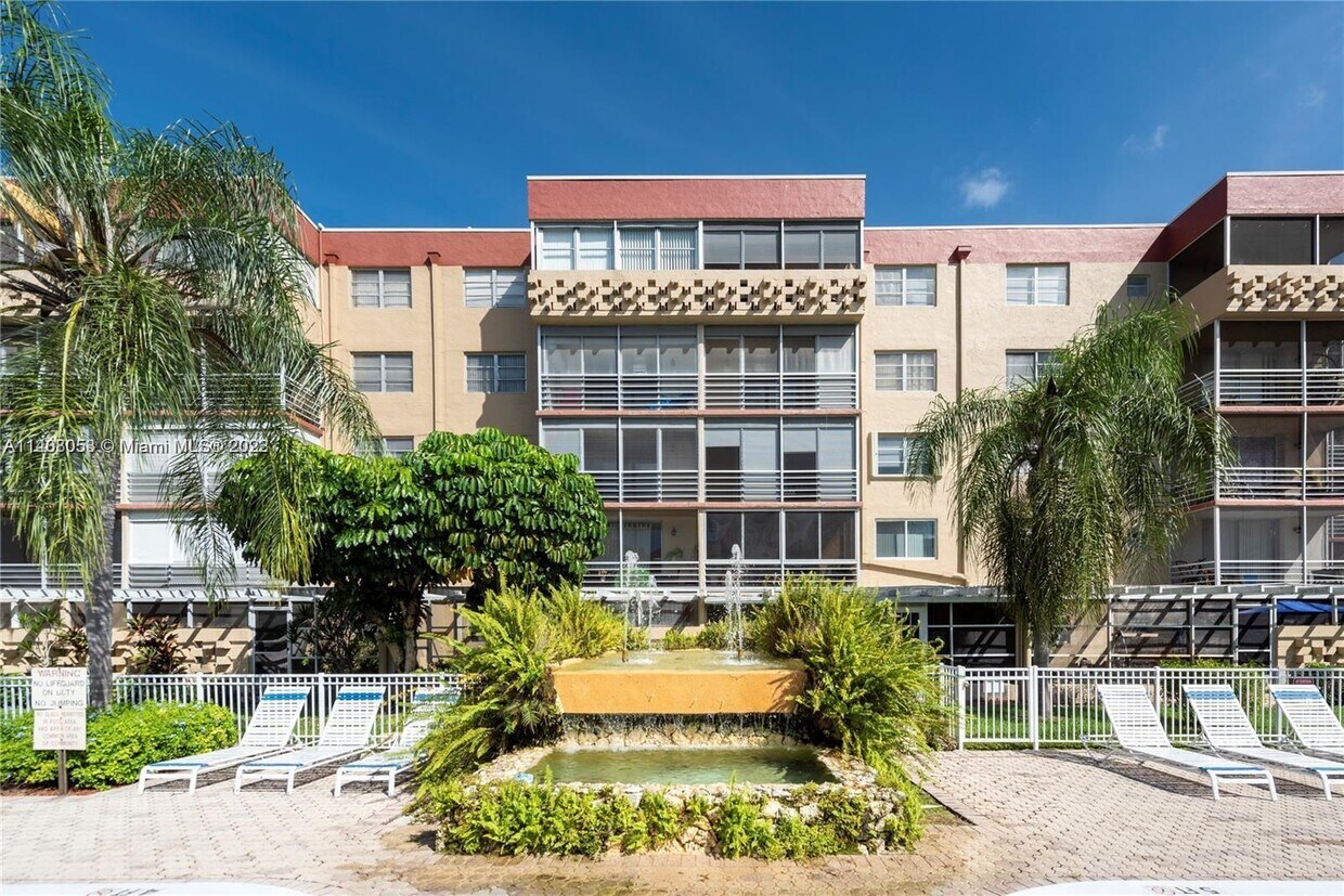 406 NW 68th Ave Unit 301, Plantation, FL 33317 Condo for Rent in