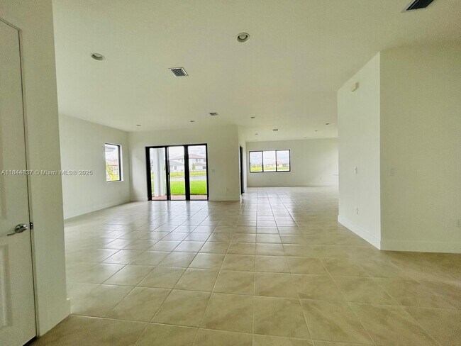Foto del edificio - 5032 Frattina St.