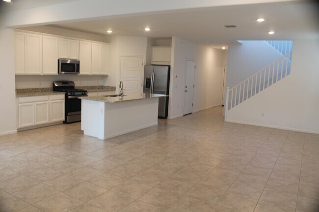 Building Photo - 7111 W Jadewood Ln