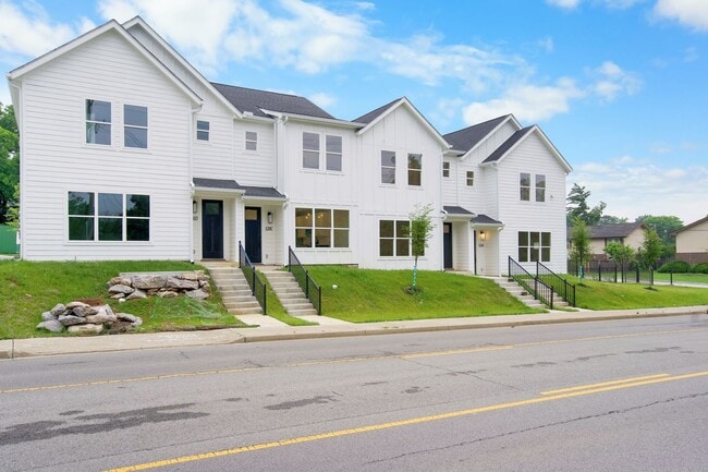 Foto del edificio - 520 Paragon Mills Rd