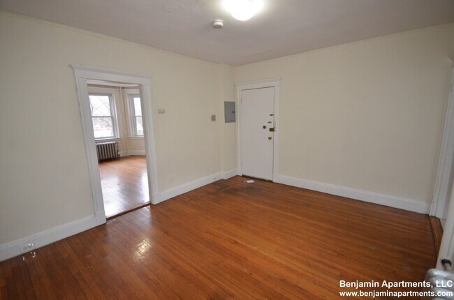 Building Photo - 1167 Boylston St