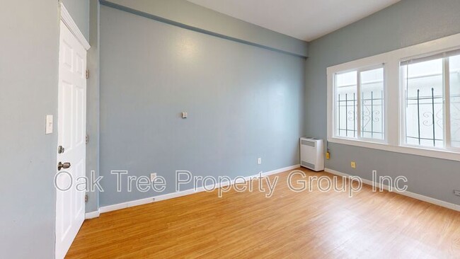 Building Photo - 1607 2nd Ave