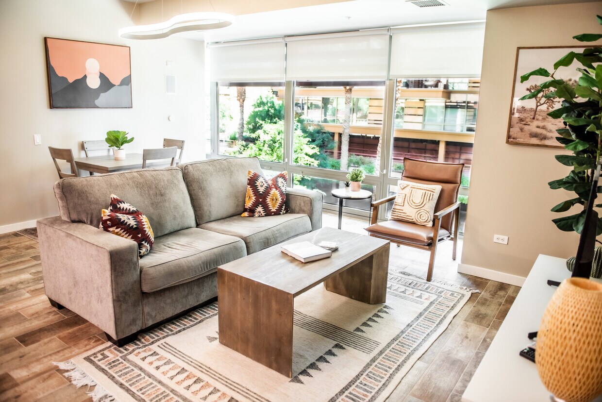 7137 E Rancho Vista Dr Unit 2004, Scottsdale, AZ 85251 Condo for Rent