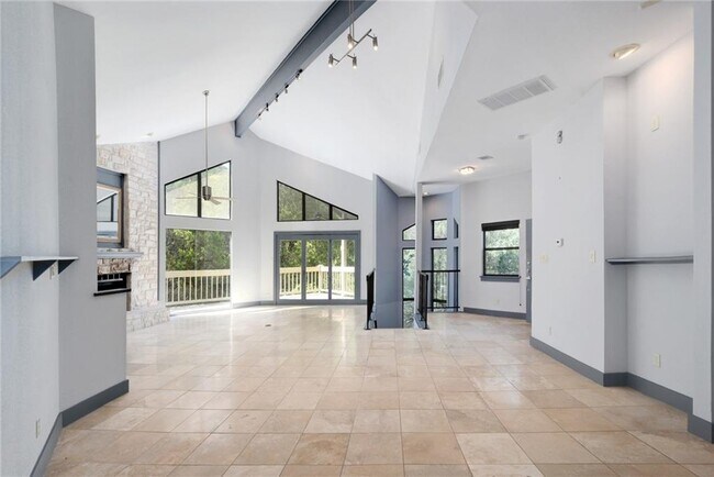 Building Photo - 6807 Cougar Run