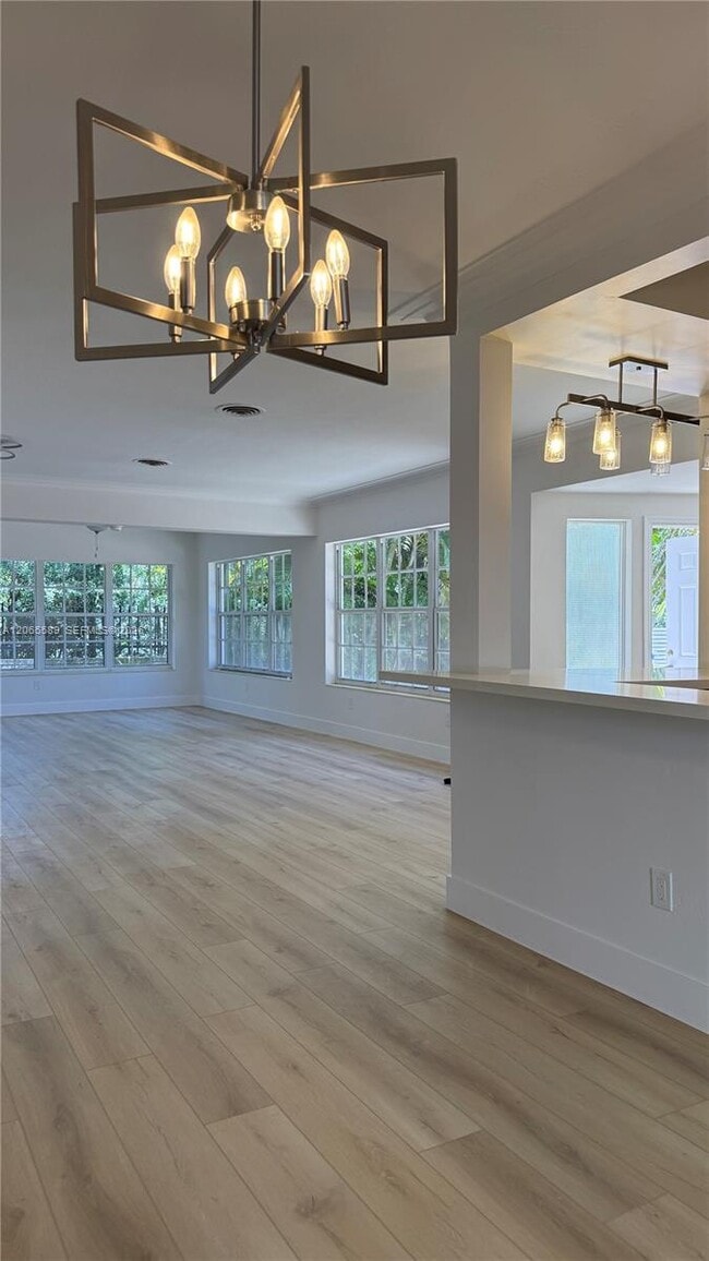 Building Photo - 921 Belle Meade Island Dr