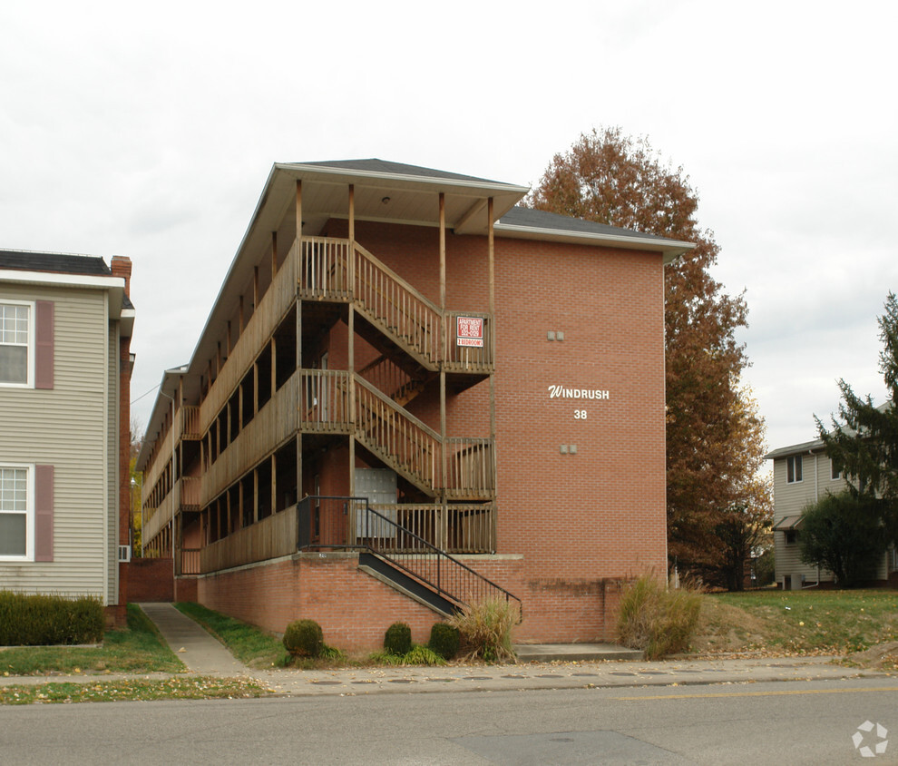 Building Photo - Windrush Apartments