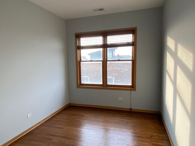 Foto del edificio - 2226 W Monroe St