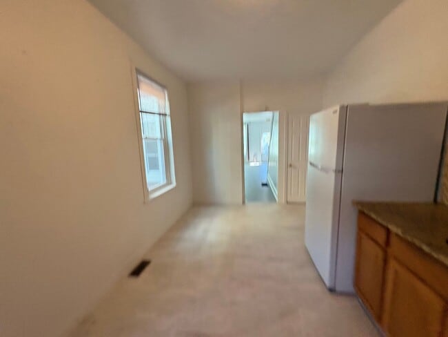 Building Photo - 4712 Knorr St