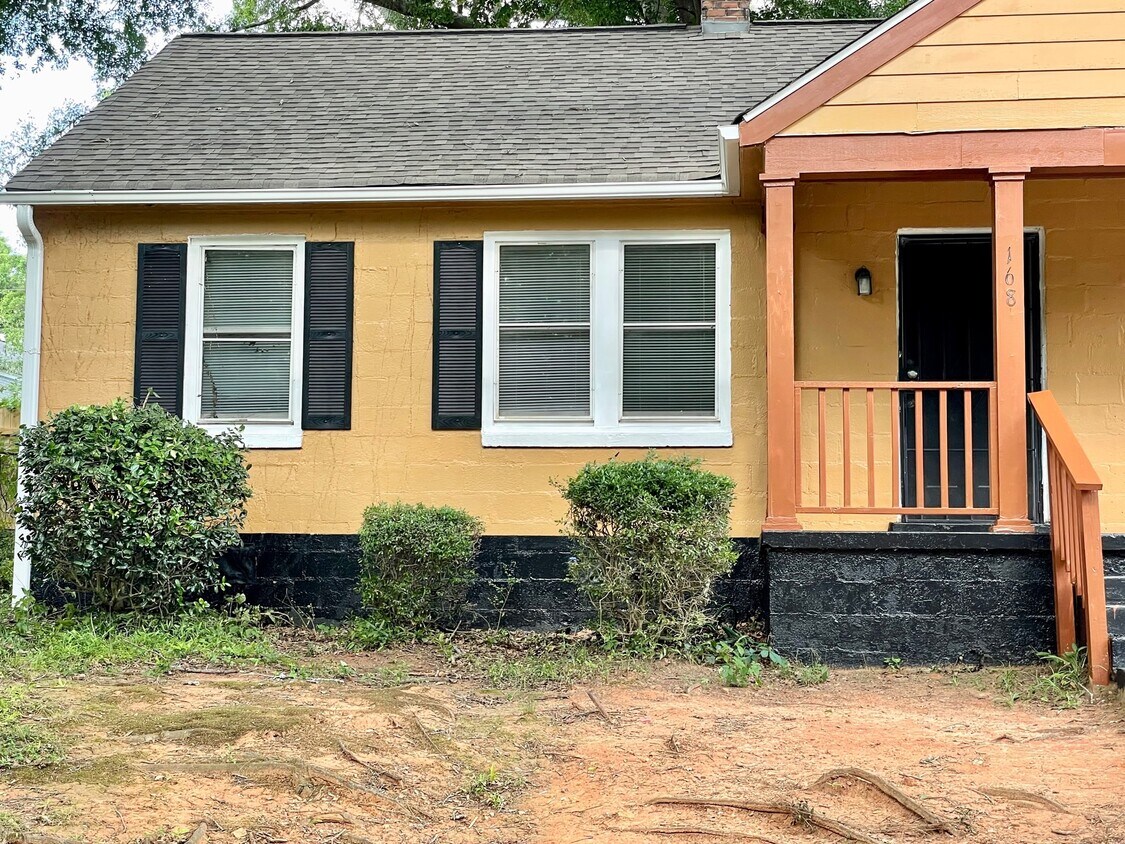 168 Holderness St SW Unit A, Atlanta, GA 30314 Apartments in Atlanta