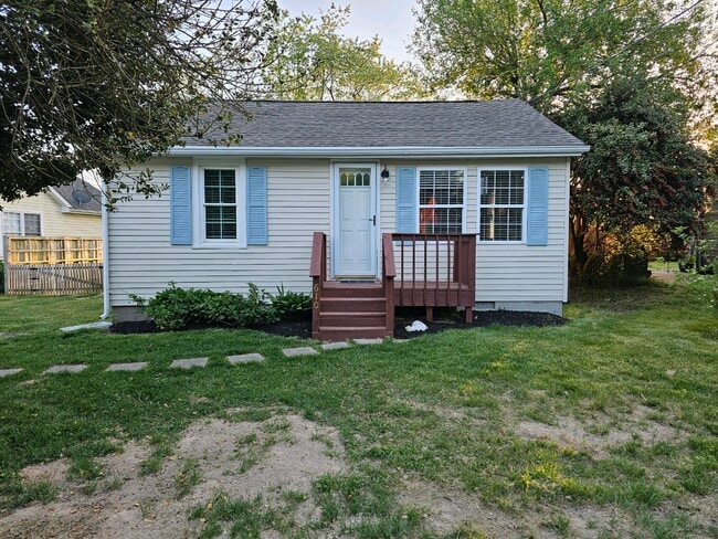 Building Photo - 610 Bennett St