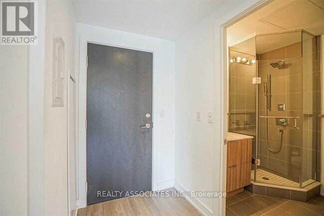 Photo du bâtiment - 6 Parkwood Ave