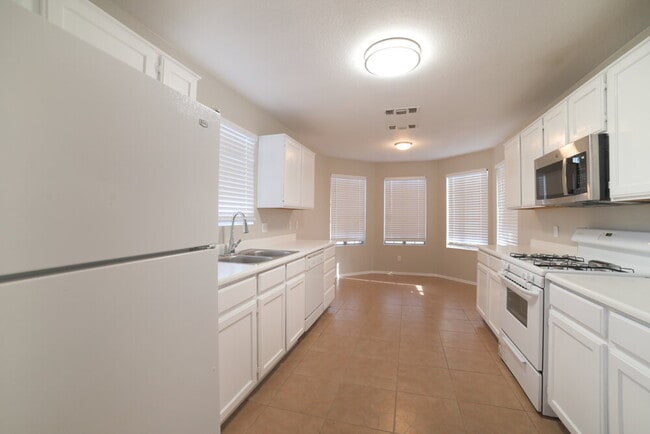 Foto del edificio - 8556 W Ocotillo Rd