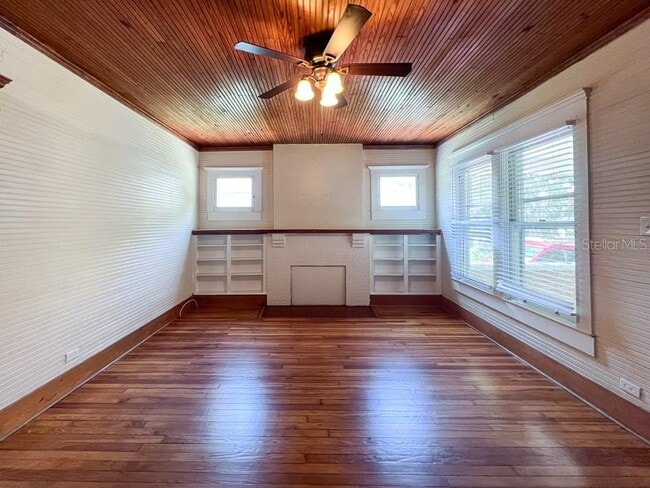 Foto del edificio - 115 NW 7th Terrace