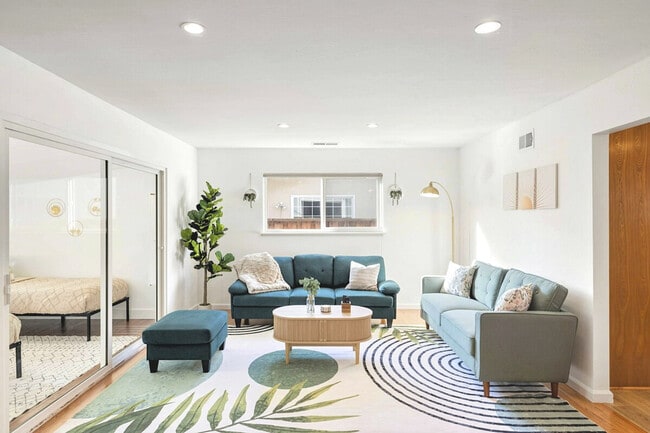 Building Photo - 2380 Aram Ave