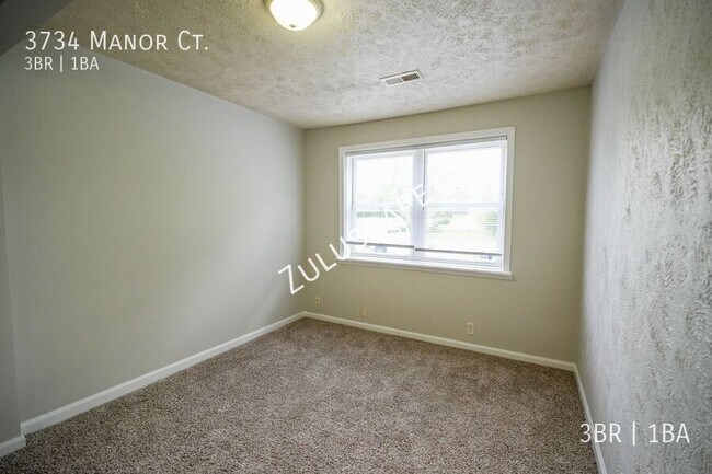 Foto del edificio - 3734 Manor Ct