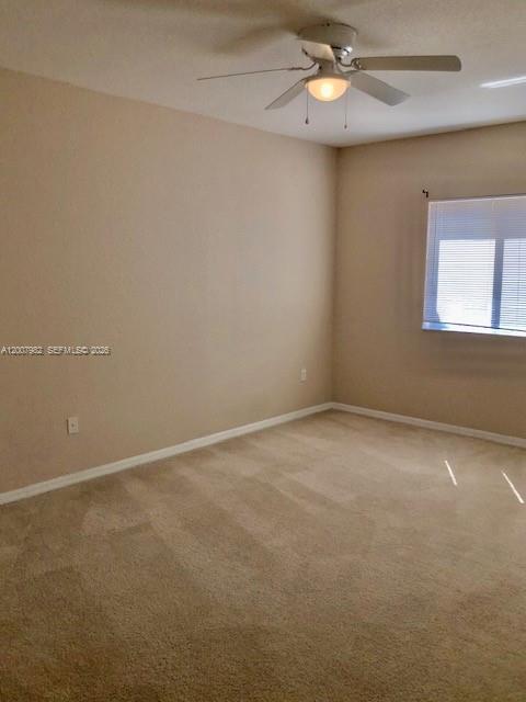 Foto del edificio - 2424 SE 19th Ct