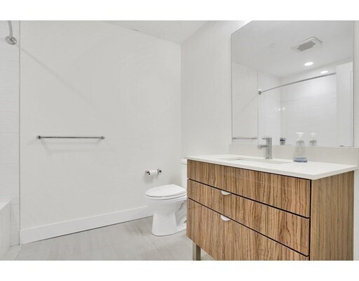 Foto del edificio - 250 Meridian St