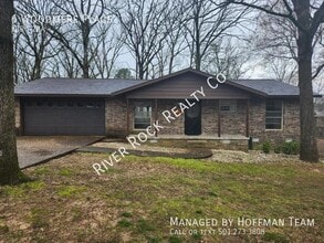 Building Photo - 6 Woodmere Pl
