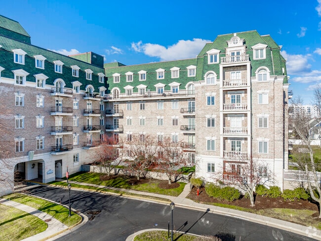 The Seaport At Marina Bay