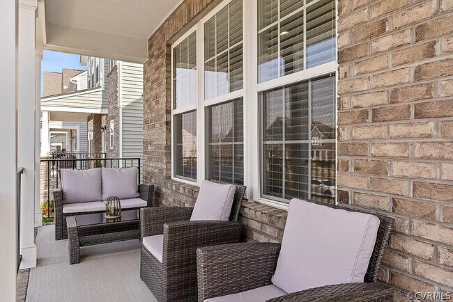 Foto del edificio - 16913 Thornapple Run
