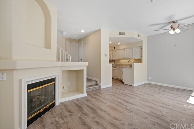 Building Photo - 2321 Sunningdale Dr
