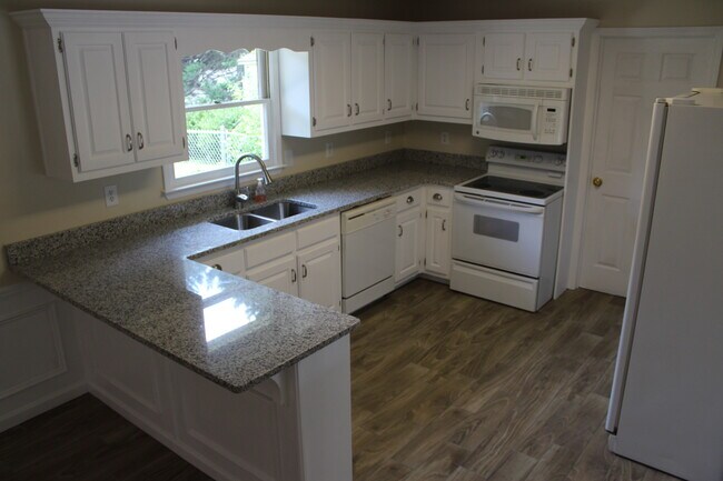 Foto del edificio - 4195 Pine Vale Rd