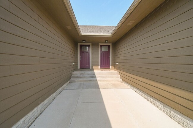 Foto del edificio - 1114 N Brennan Ct