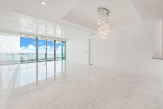 Foto del edificio - 2627 S Bayshore Dr