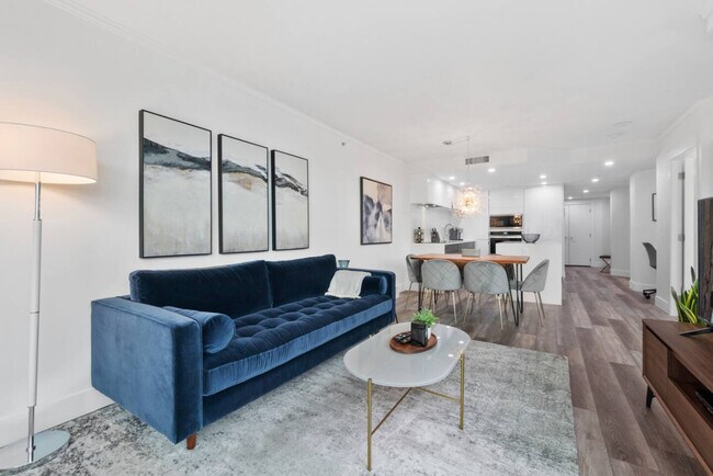 Photo du bâtiment - 1050 Burrard St