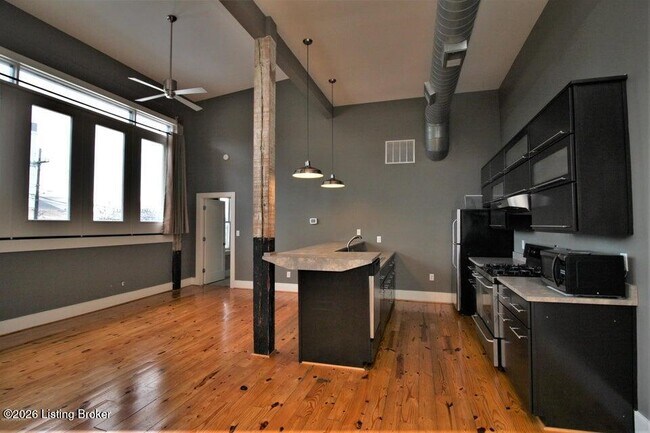 Foto del edificio - 2920 Frankfort Ave