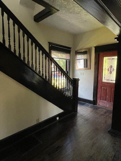 Building Photo - 1106 Keystone Ave
