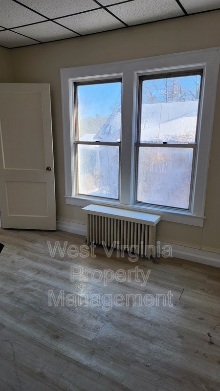 Foto del edificio - 415 Woodlawn Ave