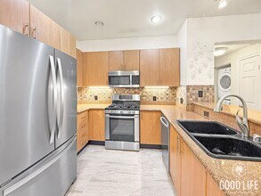 Building Photo - 1480 Broadway