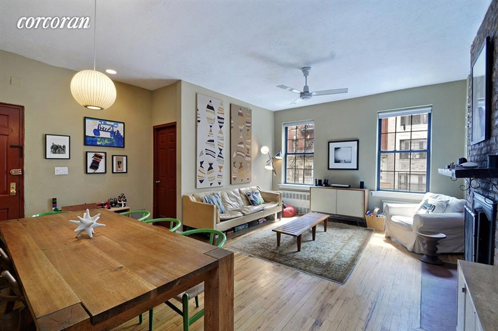 Primary Photo - 213 W 21st St