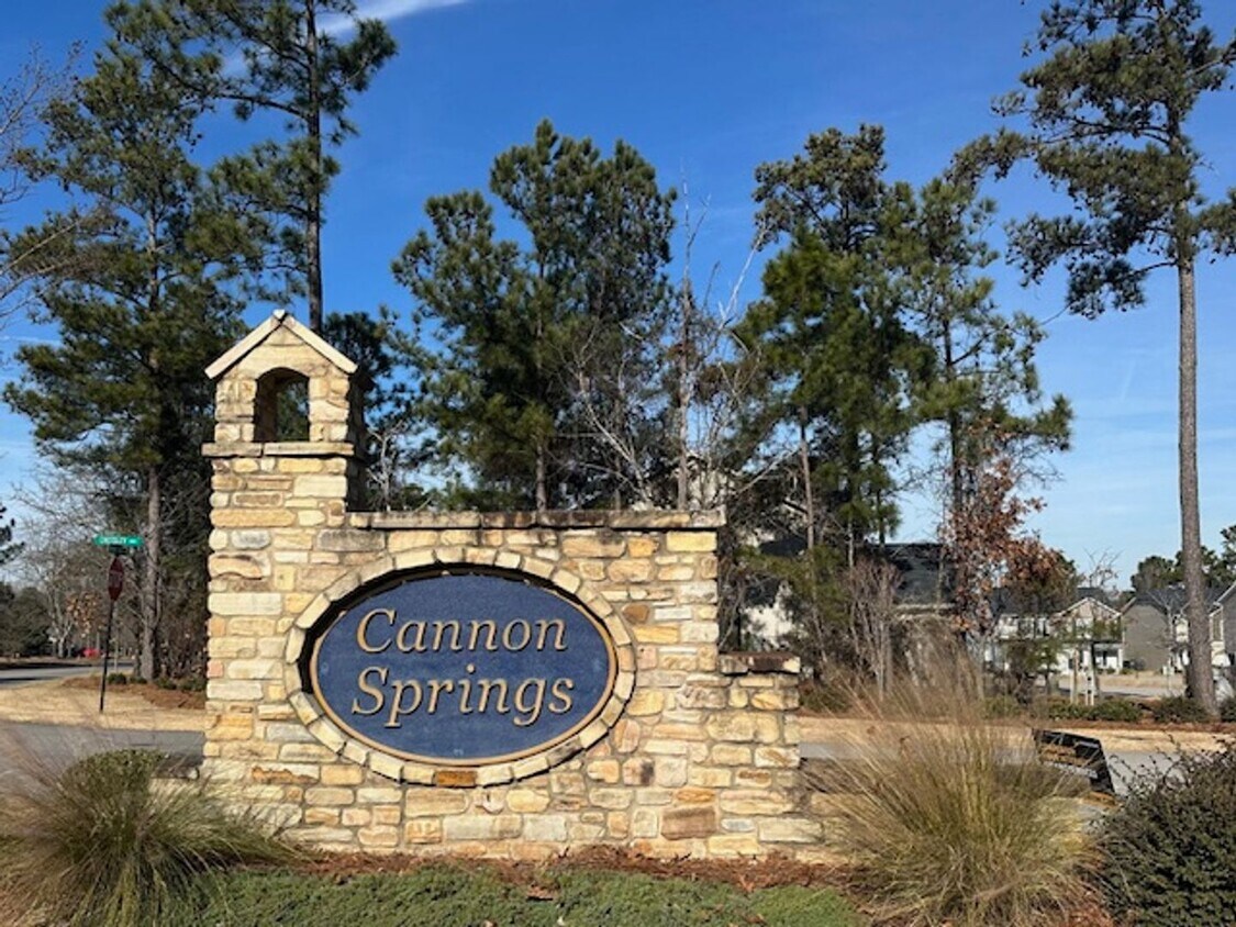 Building Photo - SPACIOUS 2-STORY HOME WITH MODERN COMFORTS