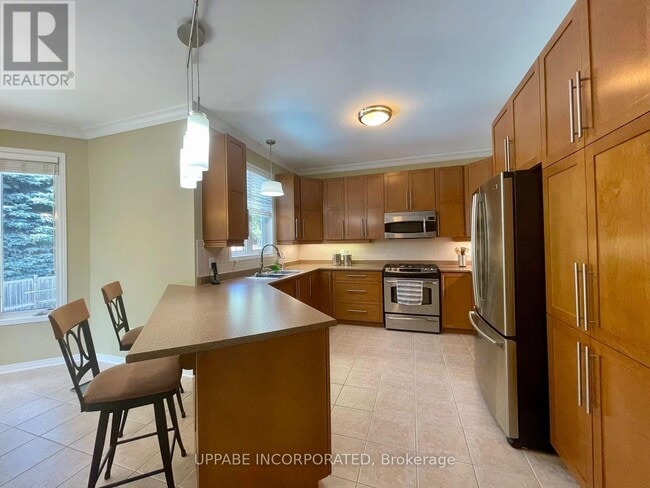 Building Photo - 49 Baywood Dr