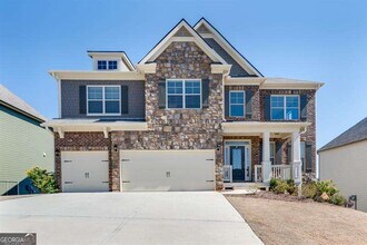 Building Photo - 4215 Miramount Overlook